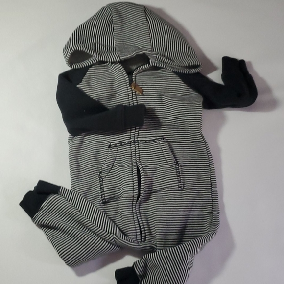 Carter's Set of 2 Zip-up Sleepers sz 9M - Picture 3 of 8
